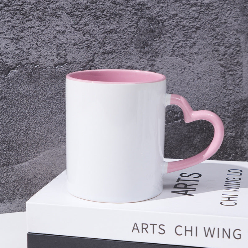 Heart-shaped handle mug with inner ceramic color, simple design