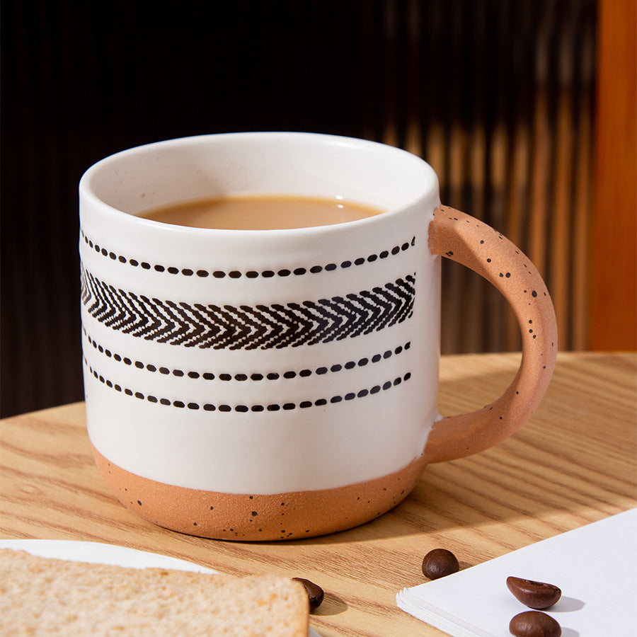 Japanese retro ceramic mug with creative color blocking and high aesthetic appeal